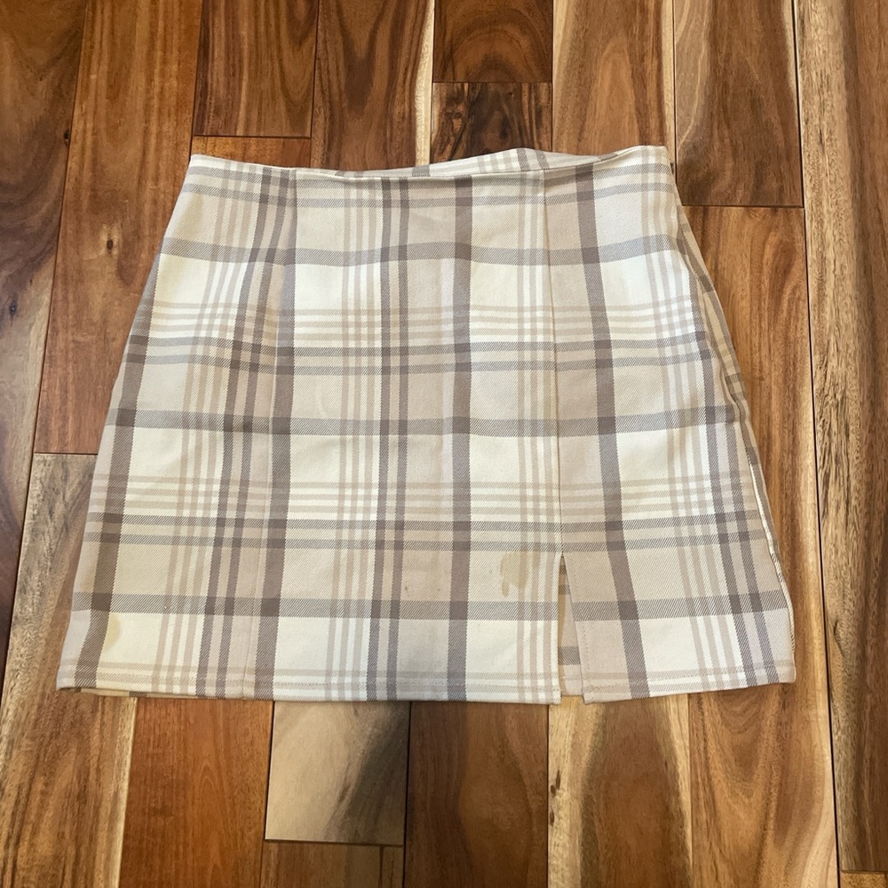 Forever 21 Cream Pencil Mini Skirt with Slit